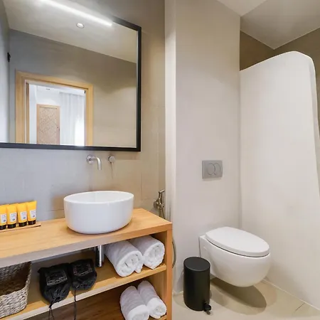 Willa Nomas With Private Pool Potos