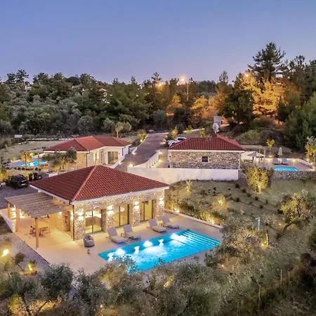 Nomas With Private Pool * Ποτός