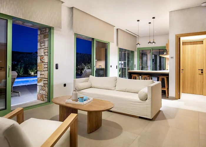 Villa Nomas With Private Pool